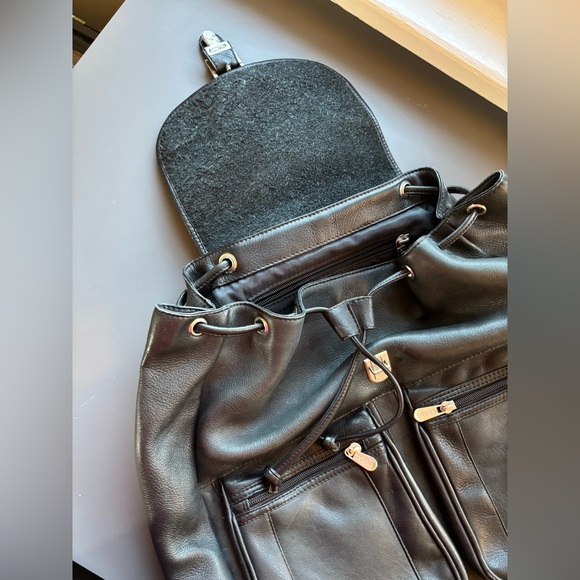 Vintage Piel Leather Backpack - Picture 6 of 11